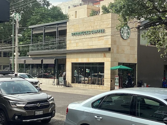 Imagen ilustrativa de Starbucks Tlacoquemecatl